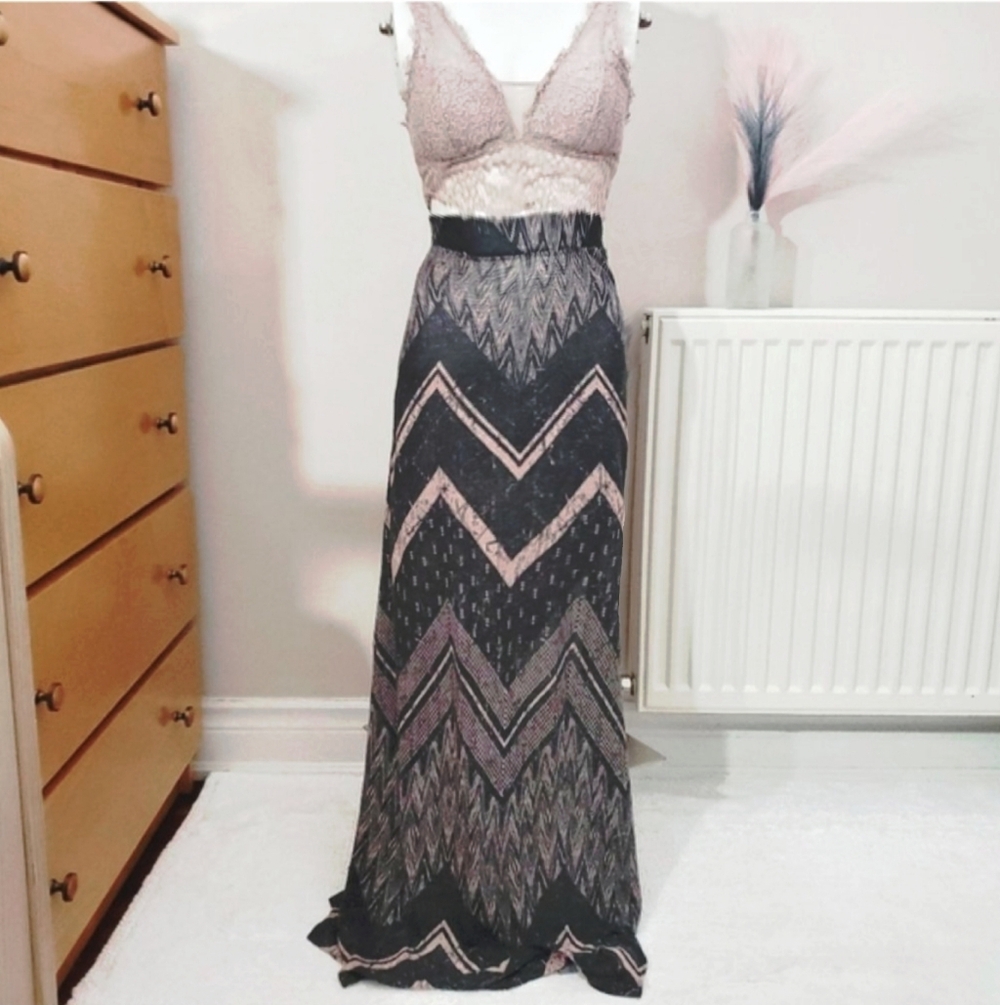 Streetwear Society Super Soft Maxi Skirt with Print- Grey/soft Pink S (S-M fit)​